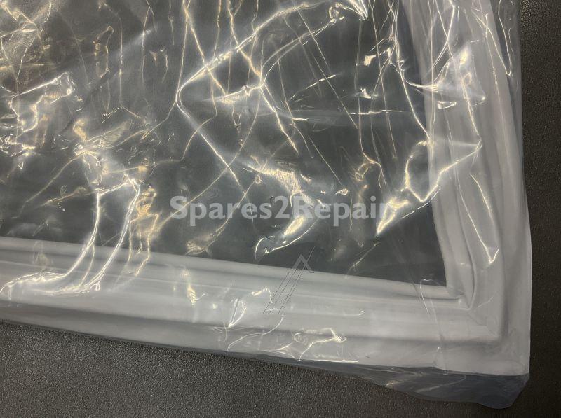 Refrigerator Door Seal - C00849584 488000849584 Magnetic Door Seal [Whirlpool Indesit]